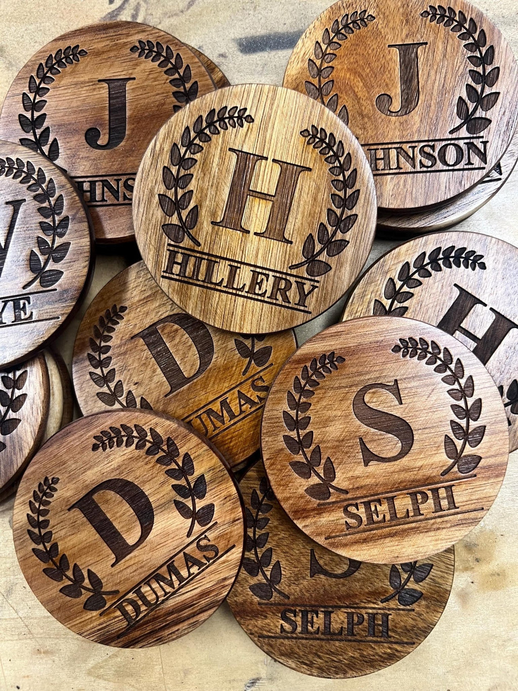 Coasters Round Wood Engraved - Dog Time Outlet