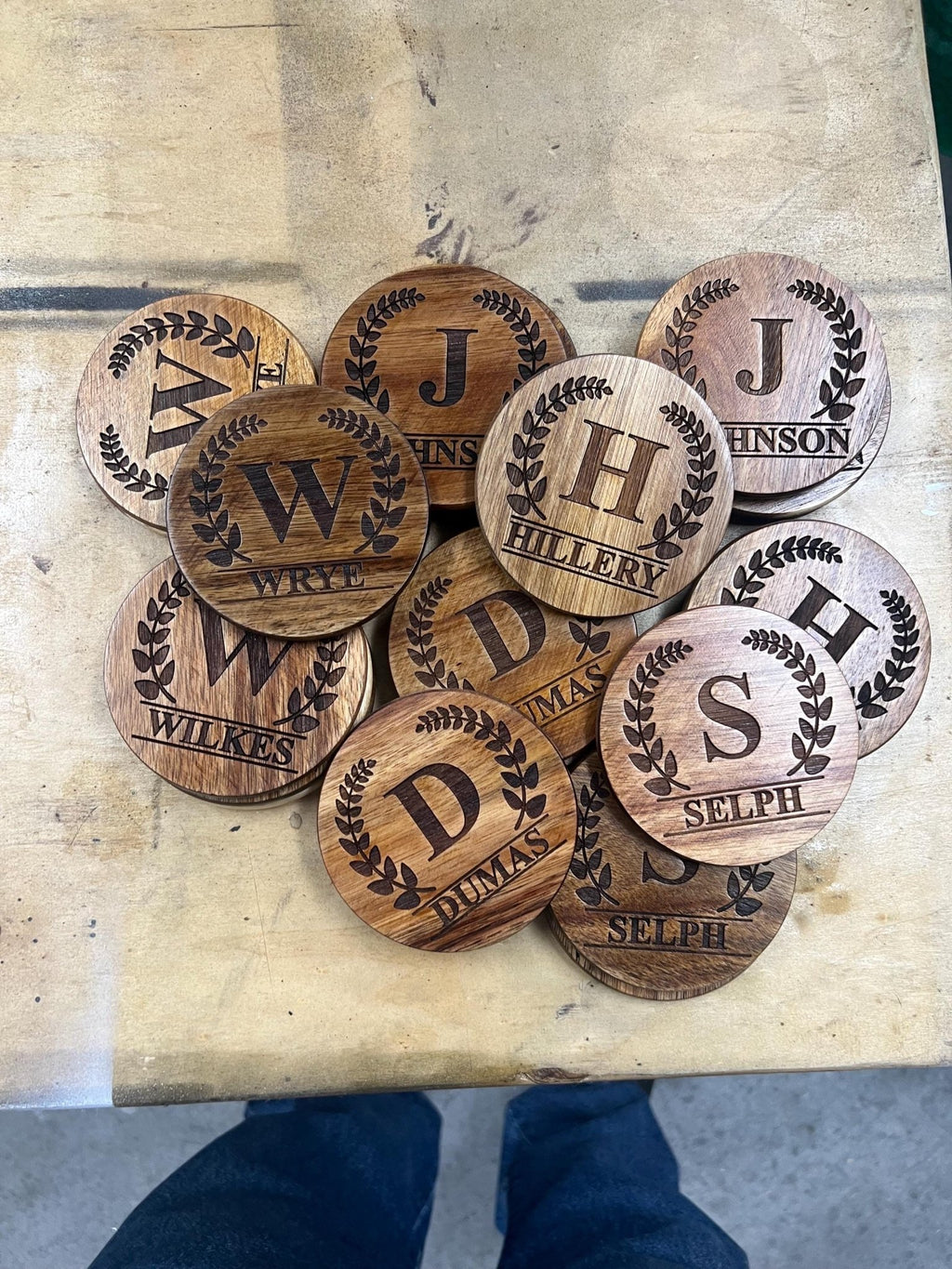 Coasters Round Wood Engraved - Dog Time Outlet
