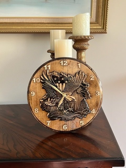Stand out 3d Eagle Design impressive clock - Dog Time Outlet