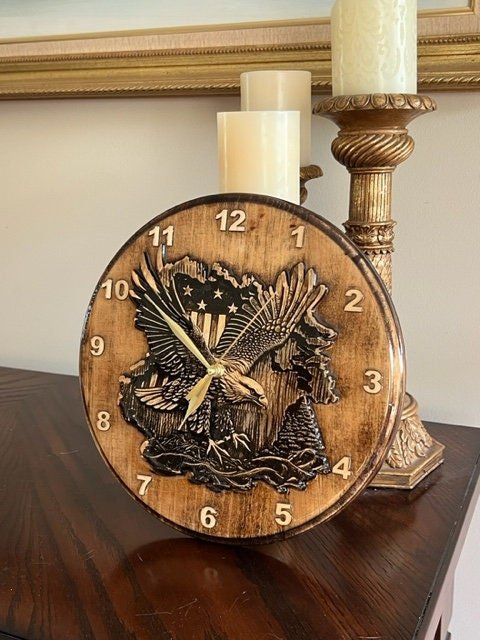Stand out 3d Eagle Design impressive clock - Dog Time Outlet
