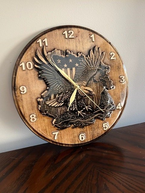 Stand out 3d Eagle Design impressive clock - Dog Time Outlet